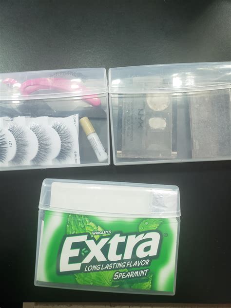 extra gum plastic case